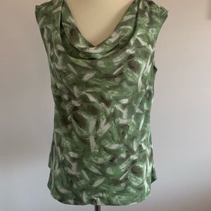 Green and White Sleeveless Blouse